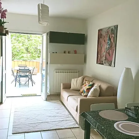 Les Demoiselles D'avignon Appartement Casarza Ligure