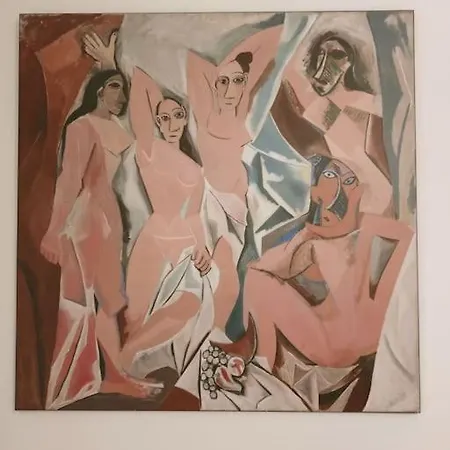 Les Demoiselles D'avignon アパート カザルツァ・リーグレ
